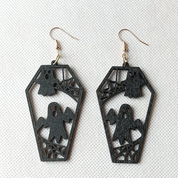 Spooky Halloween Casket Earrings, Fun Earrings, Funky Earrings, Unique Earrings - Picture 7 of 8